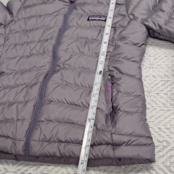 Patagonia Kids Girl Puffer Jacket - Light Gray with Purple Accents - Picture 8 of 15